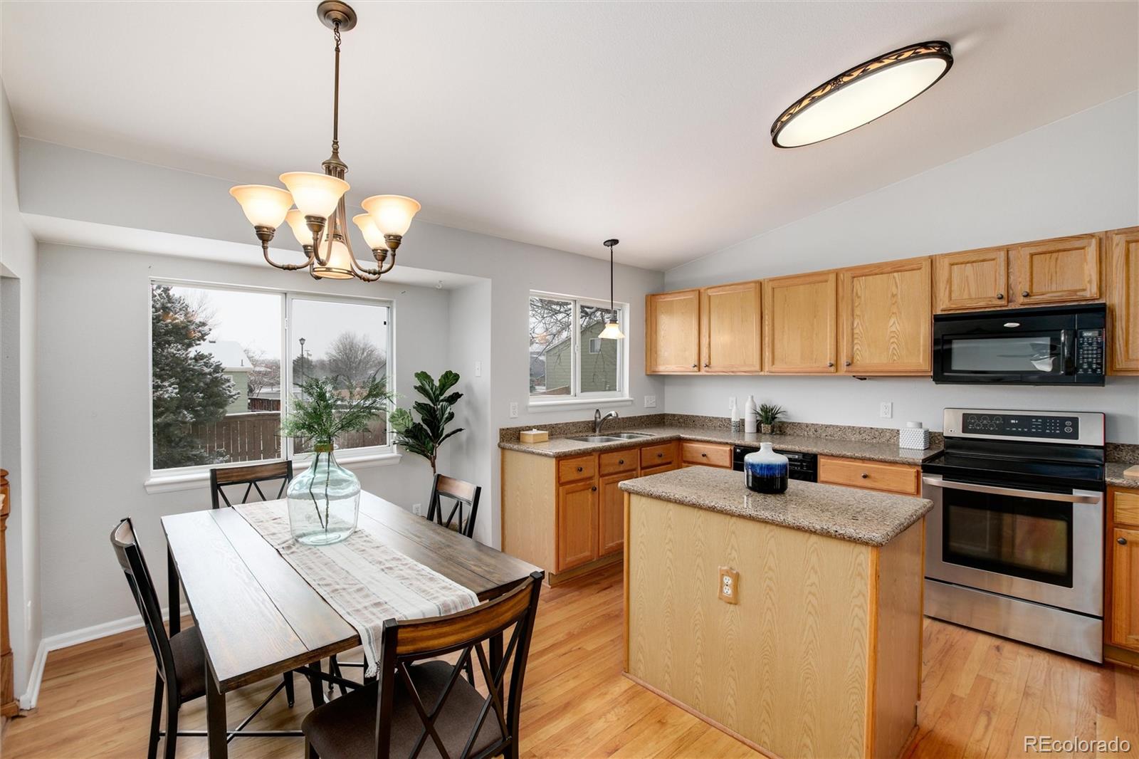 9642 Whitecliff Place