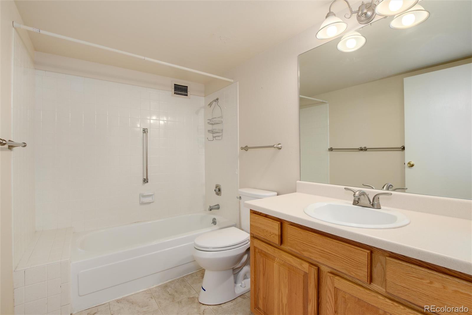 14152 E Linvale Place Unit: 203