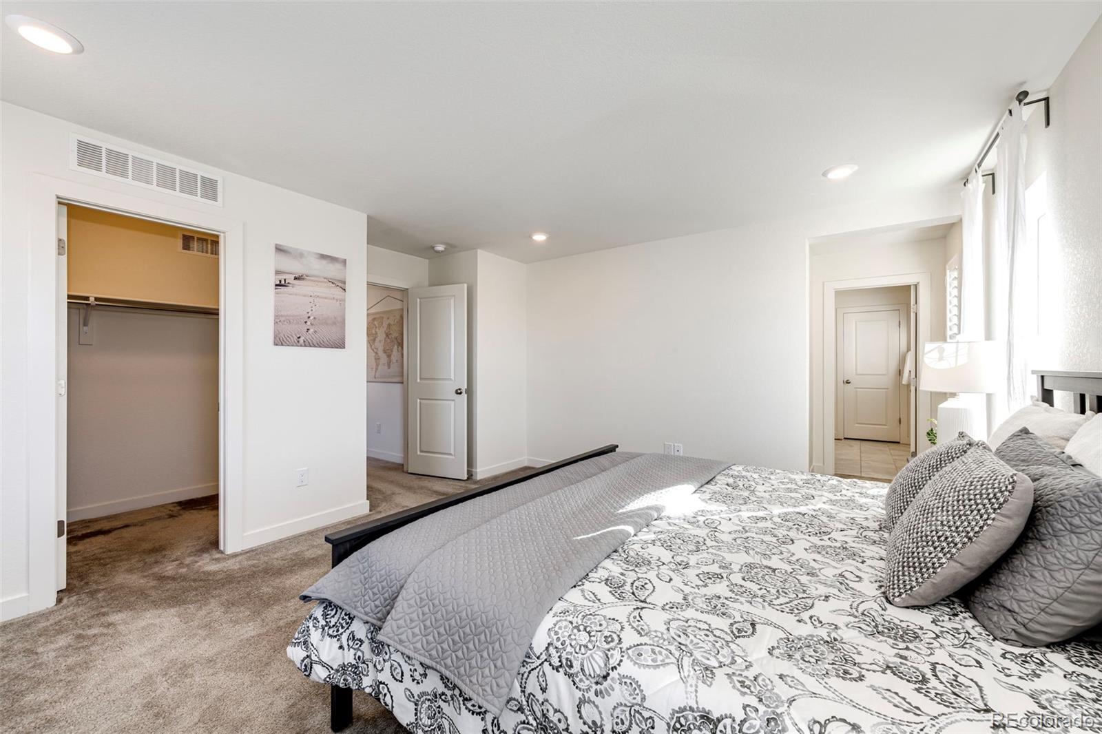 4049 Tangerine Court