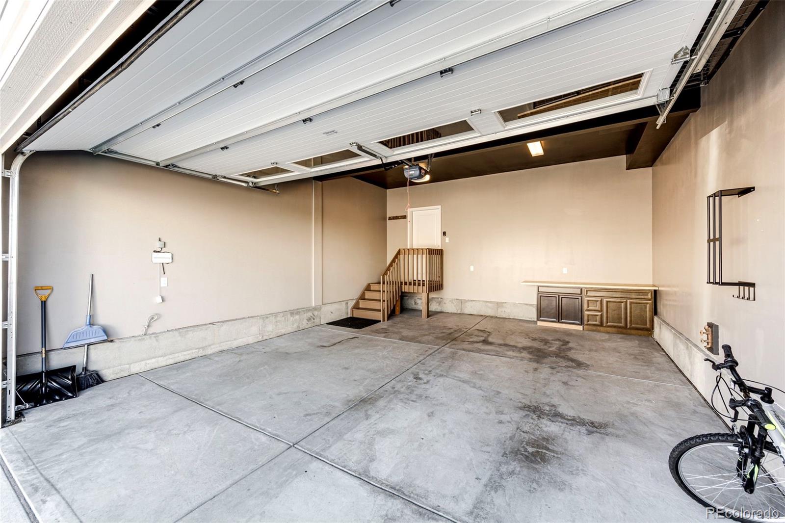 4049 Tangerine Court