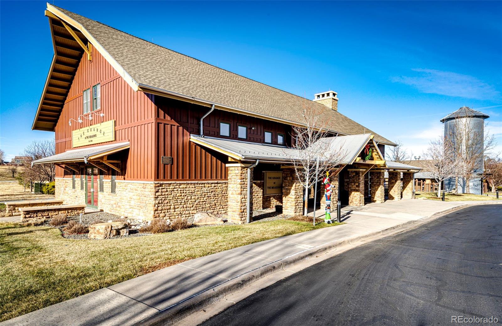 4049 Tangerine Court