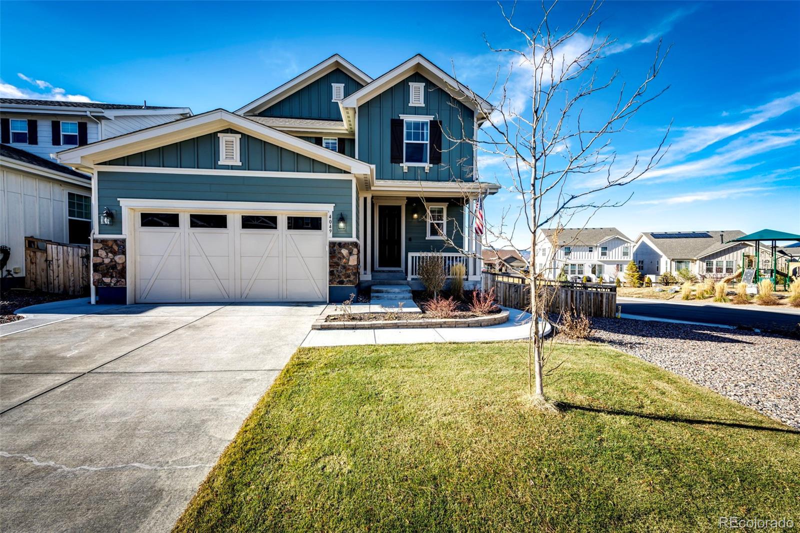 4049 Tangerine Court