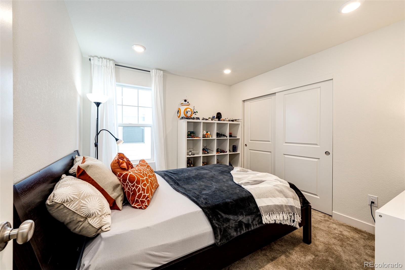 4049 Tangerine Court