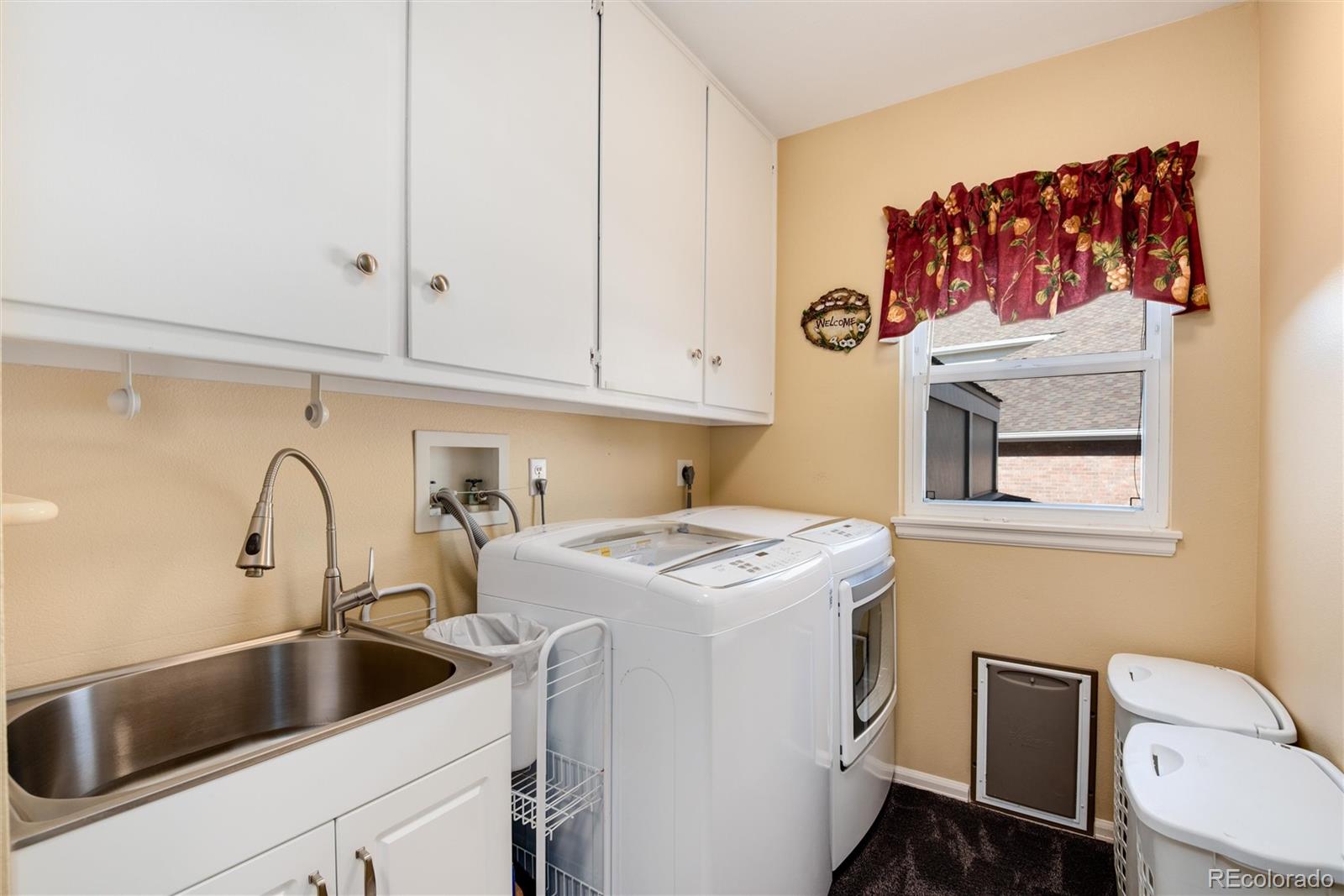 1573 Sunset Ridge Road