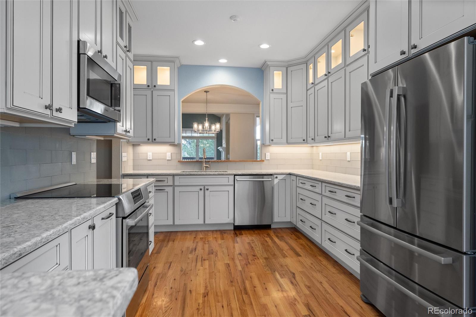 4272 E Orchard Place