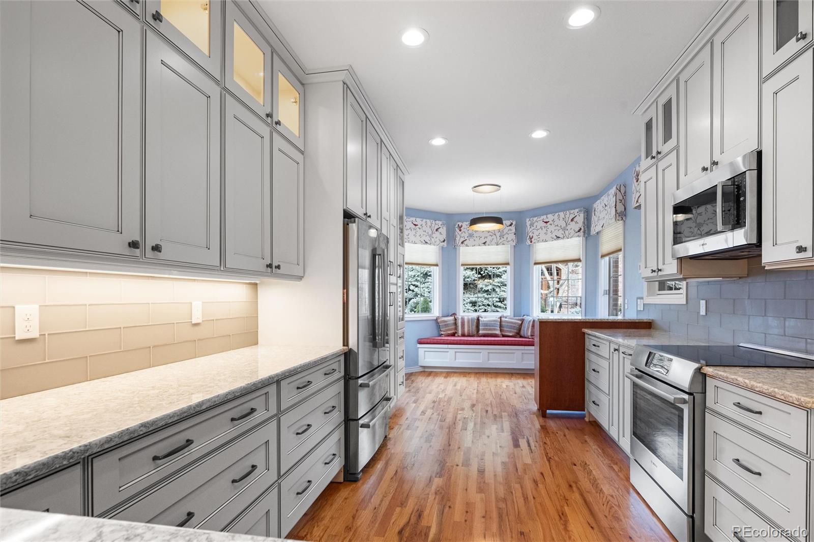 4272 E Orchard Place