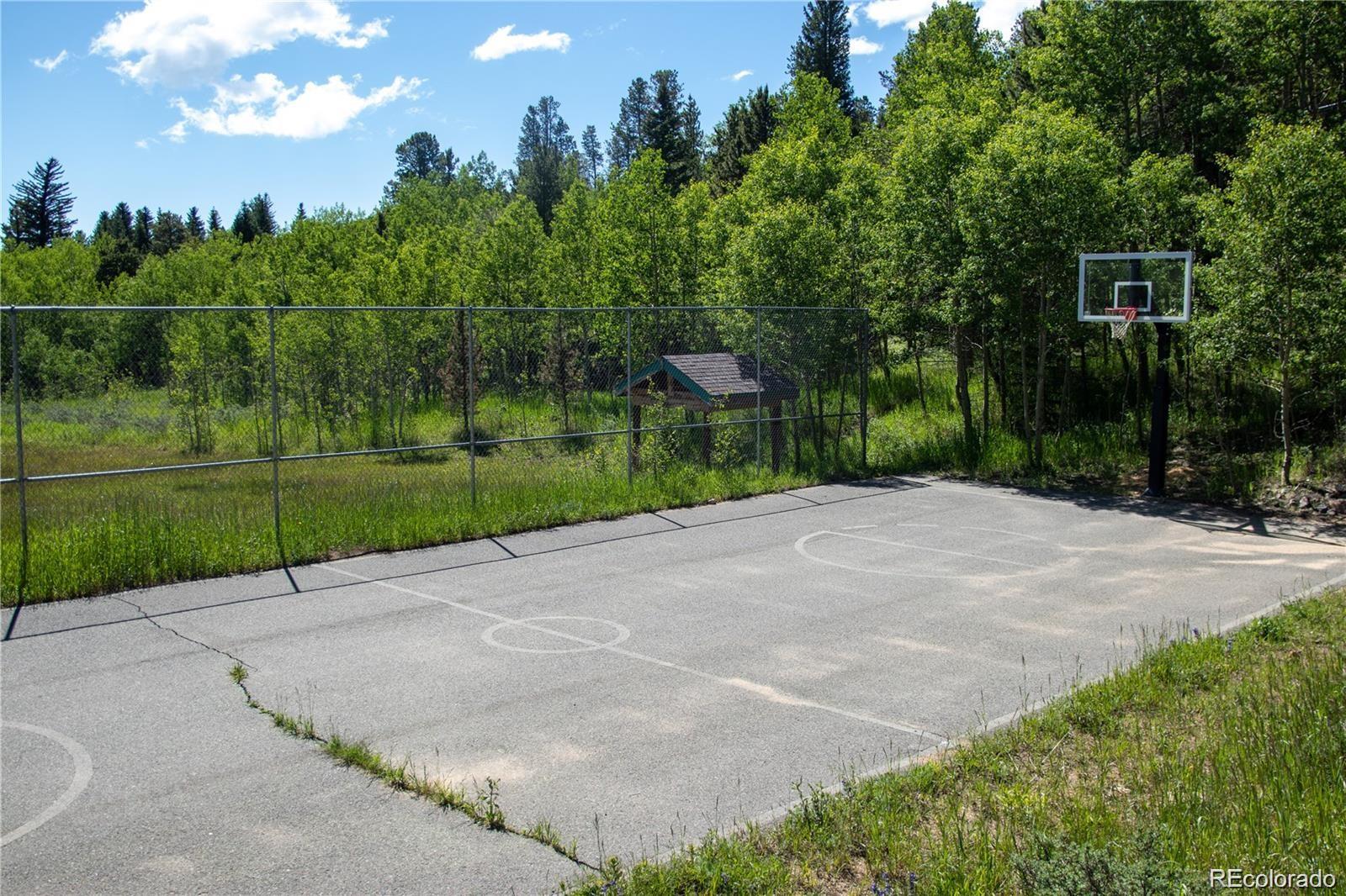 13 S Dory Lakes Drive