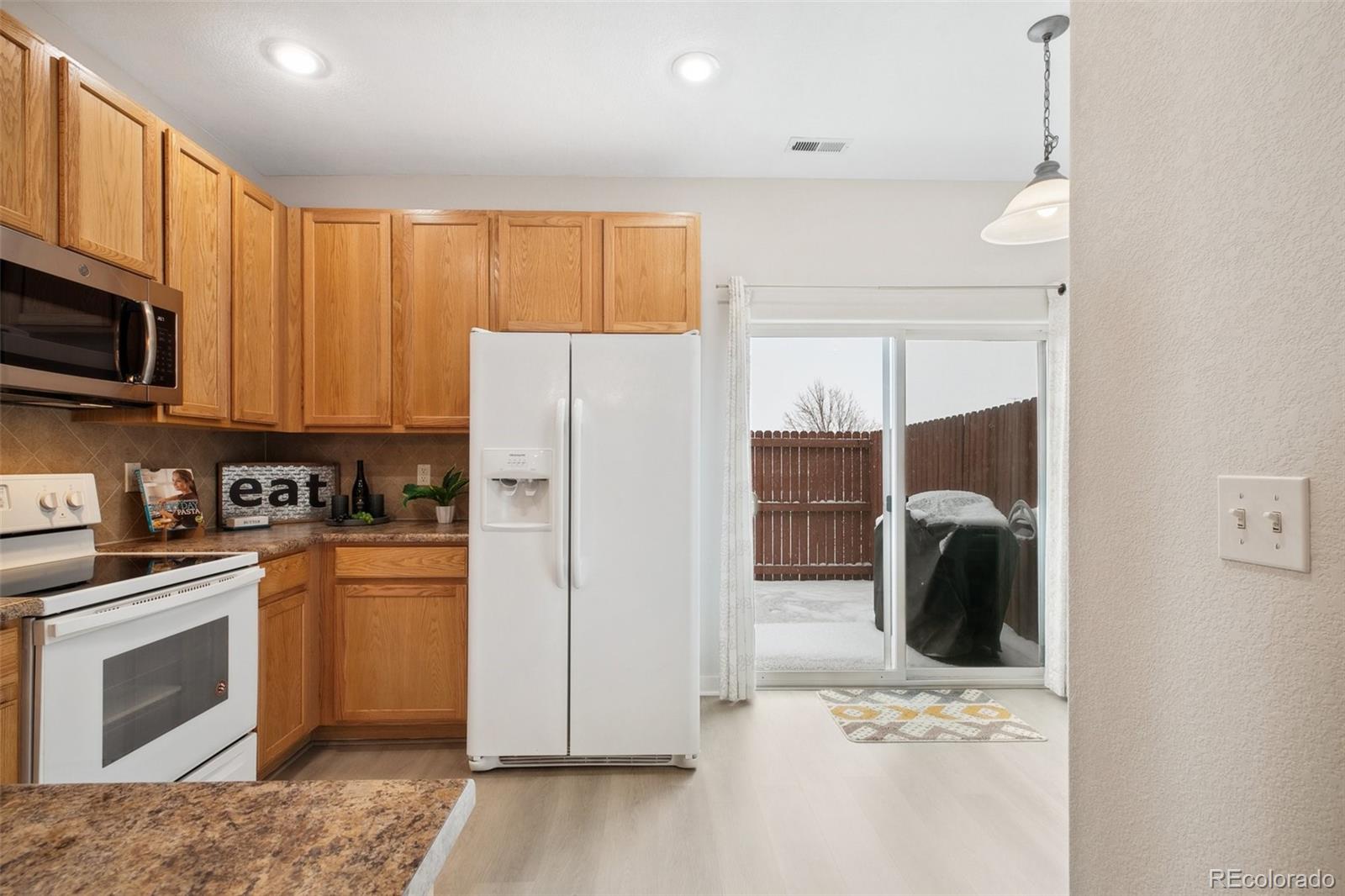 2572 Obsidian Forest View