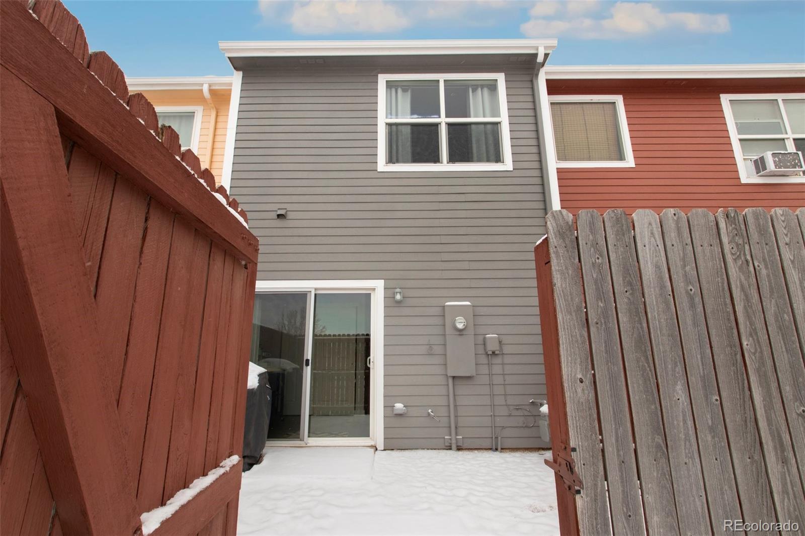 2572 Obsidian Forest View