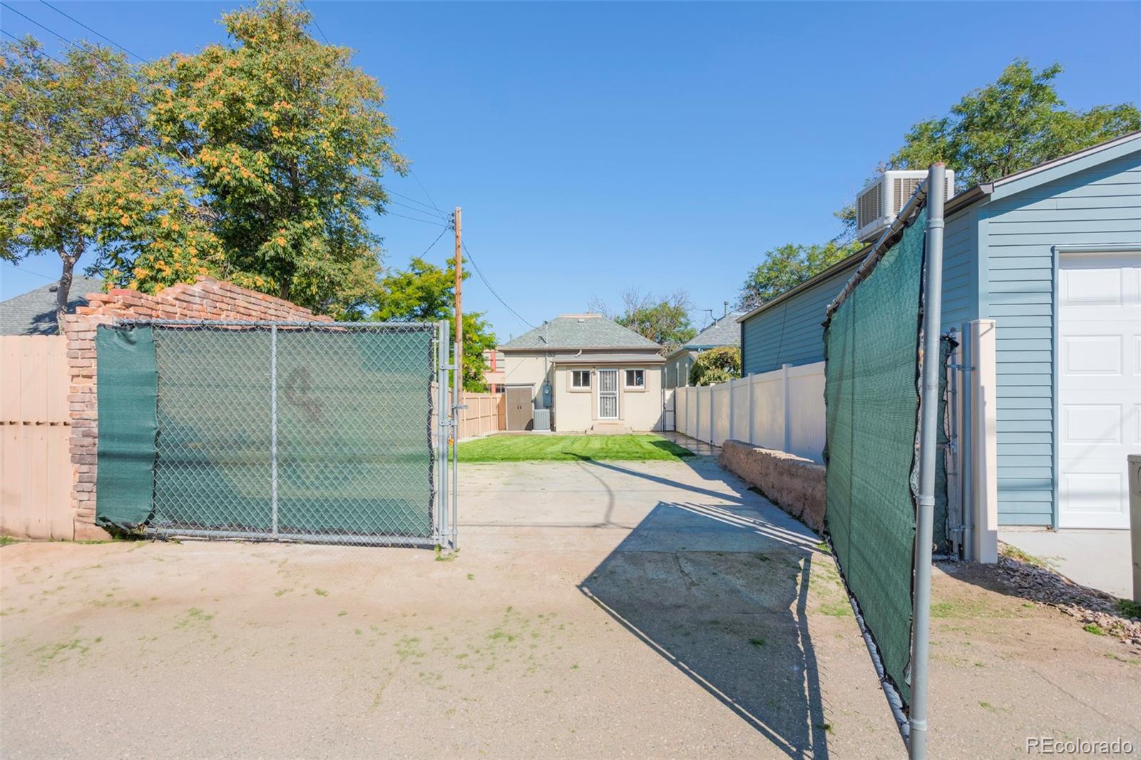 2956 California Street