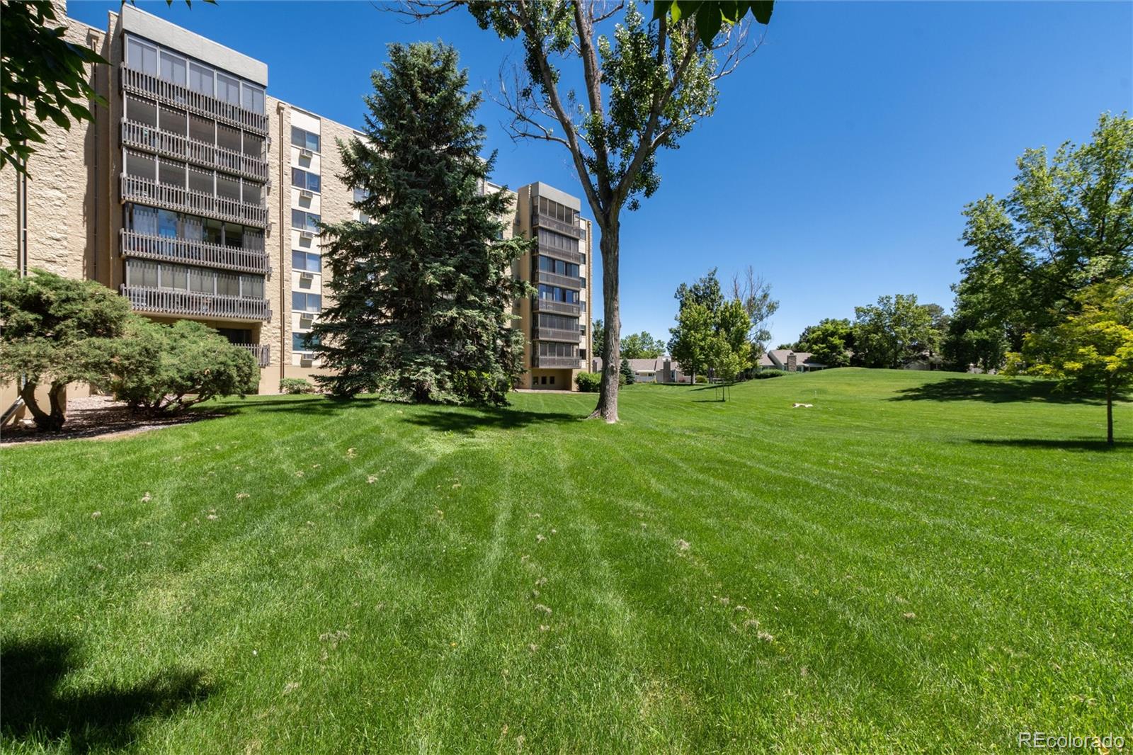 14102 E Linvale Place Unit: 305