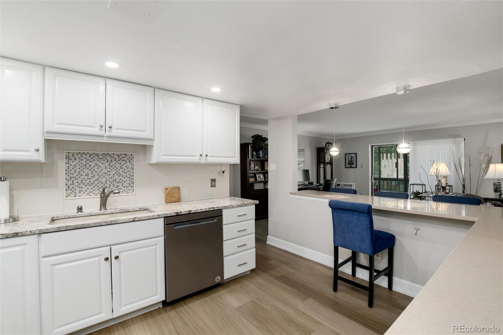 14102 E Linvale Place Unit: 305