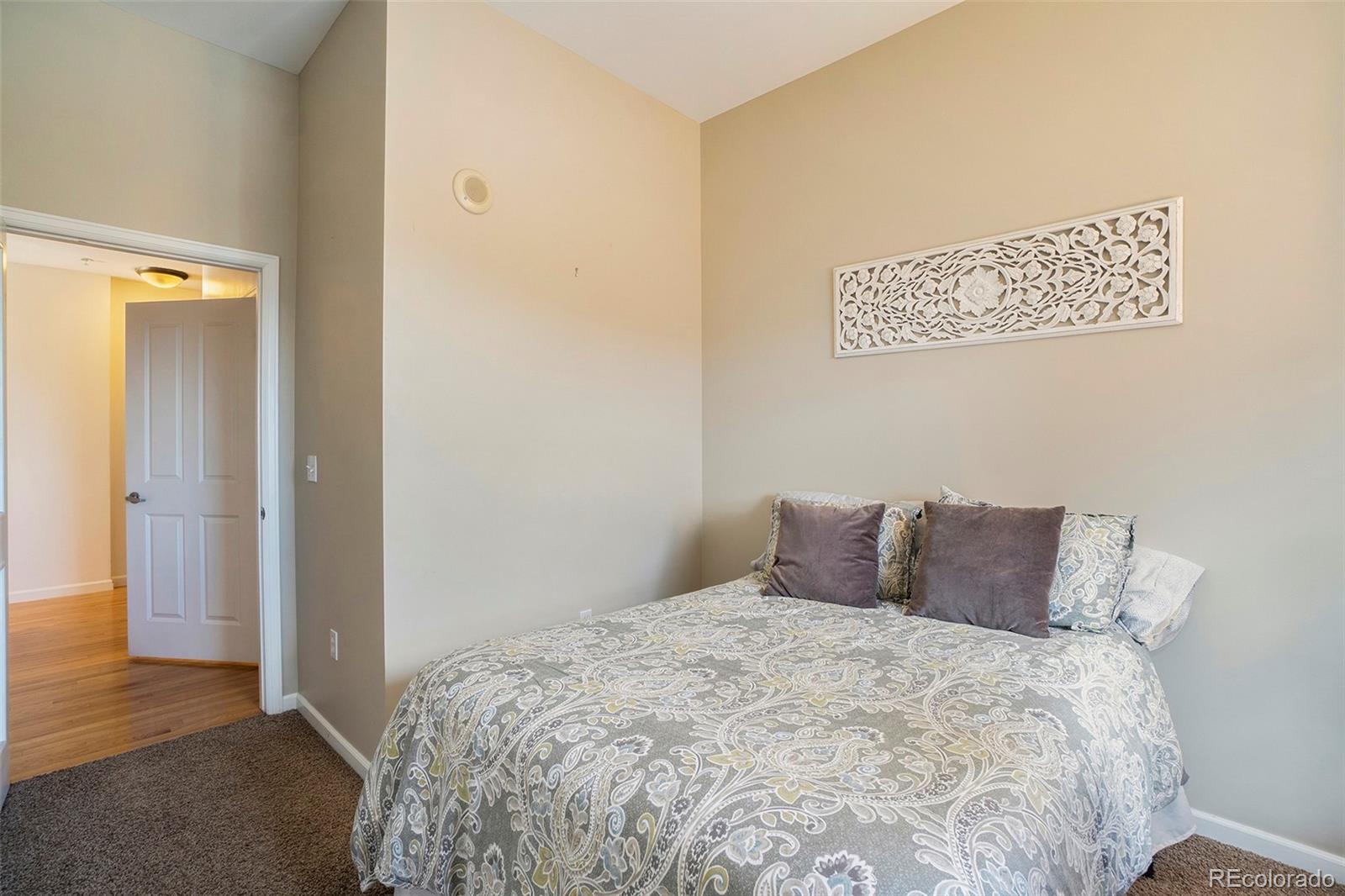 1950 N Logan Street Unit: 812