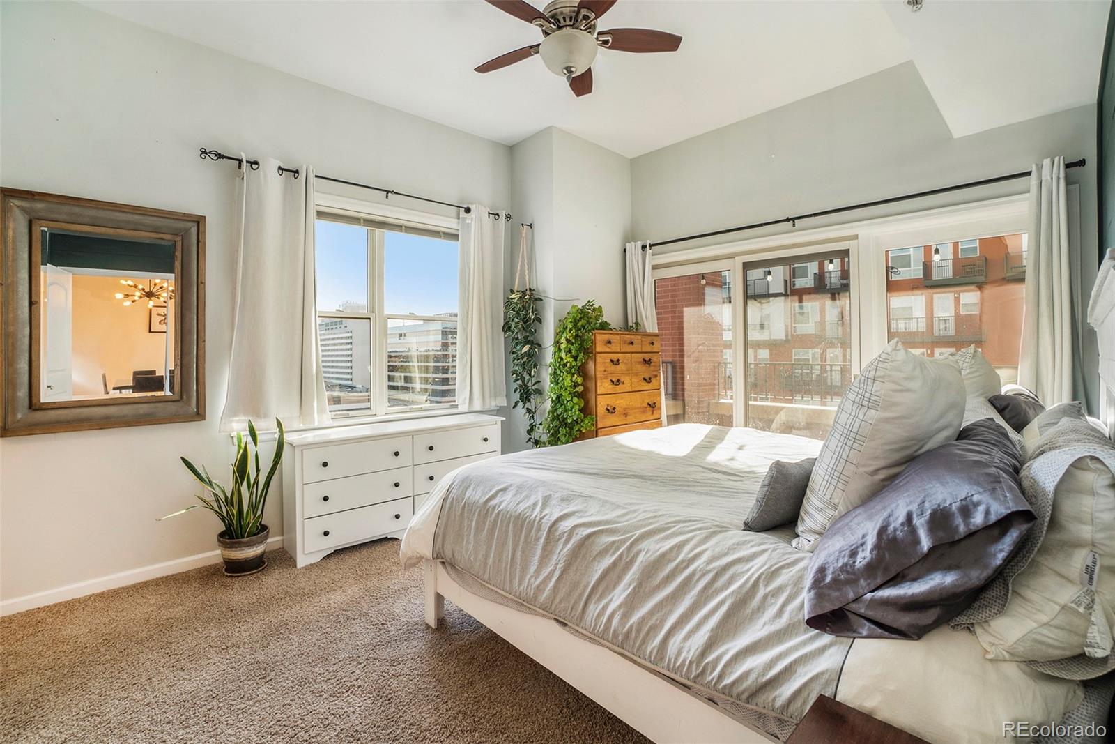 1950 N Logan Street Unit: 812