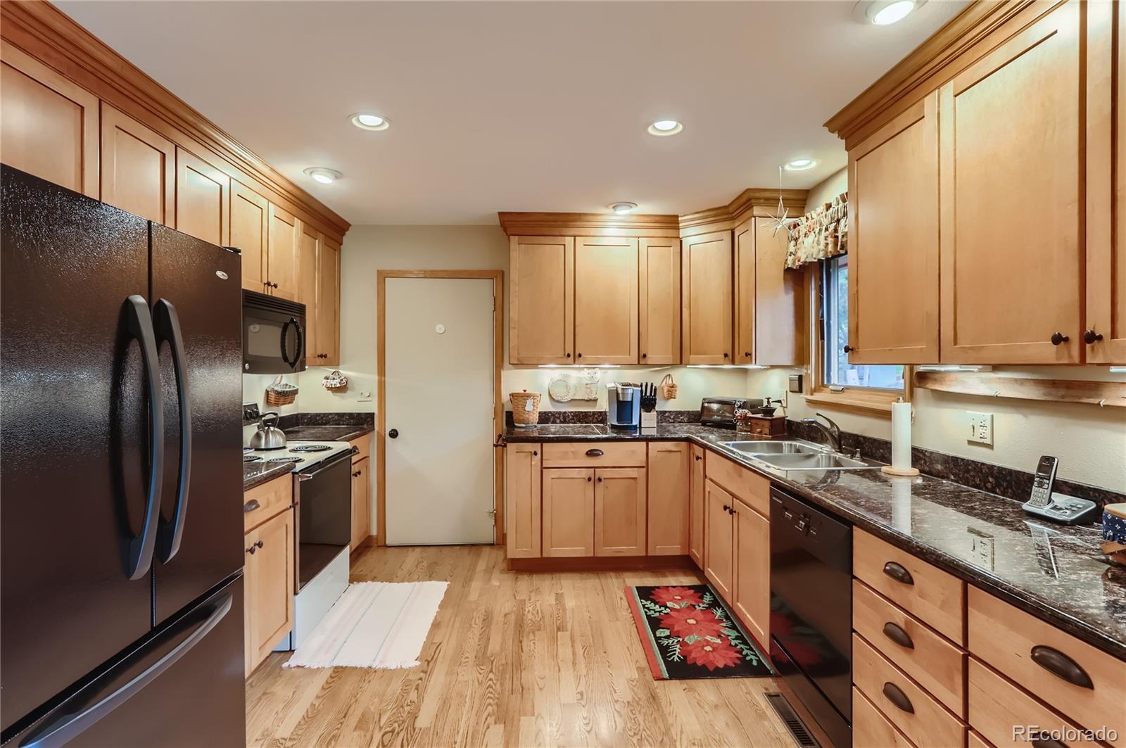 5855 Irish Pat Murphy Drive