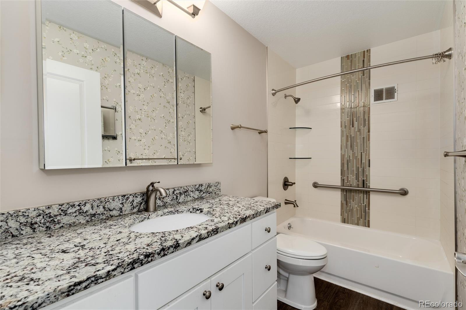 14000 E Linvale Place Unit: 611