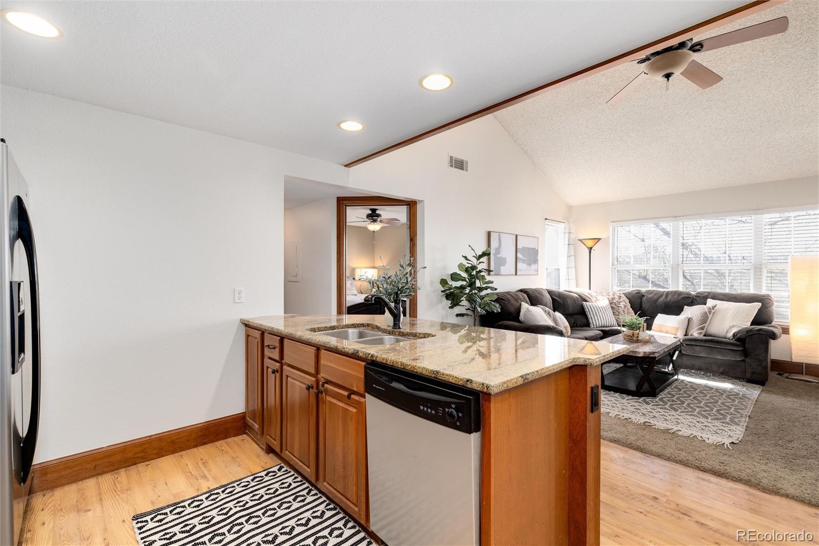 2670 E Otero Place Unit: 14