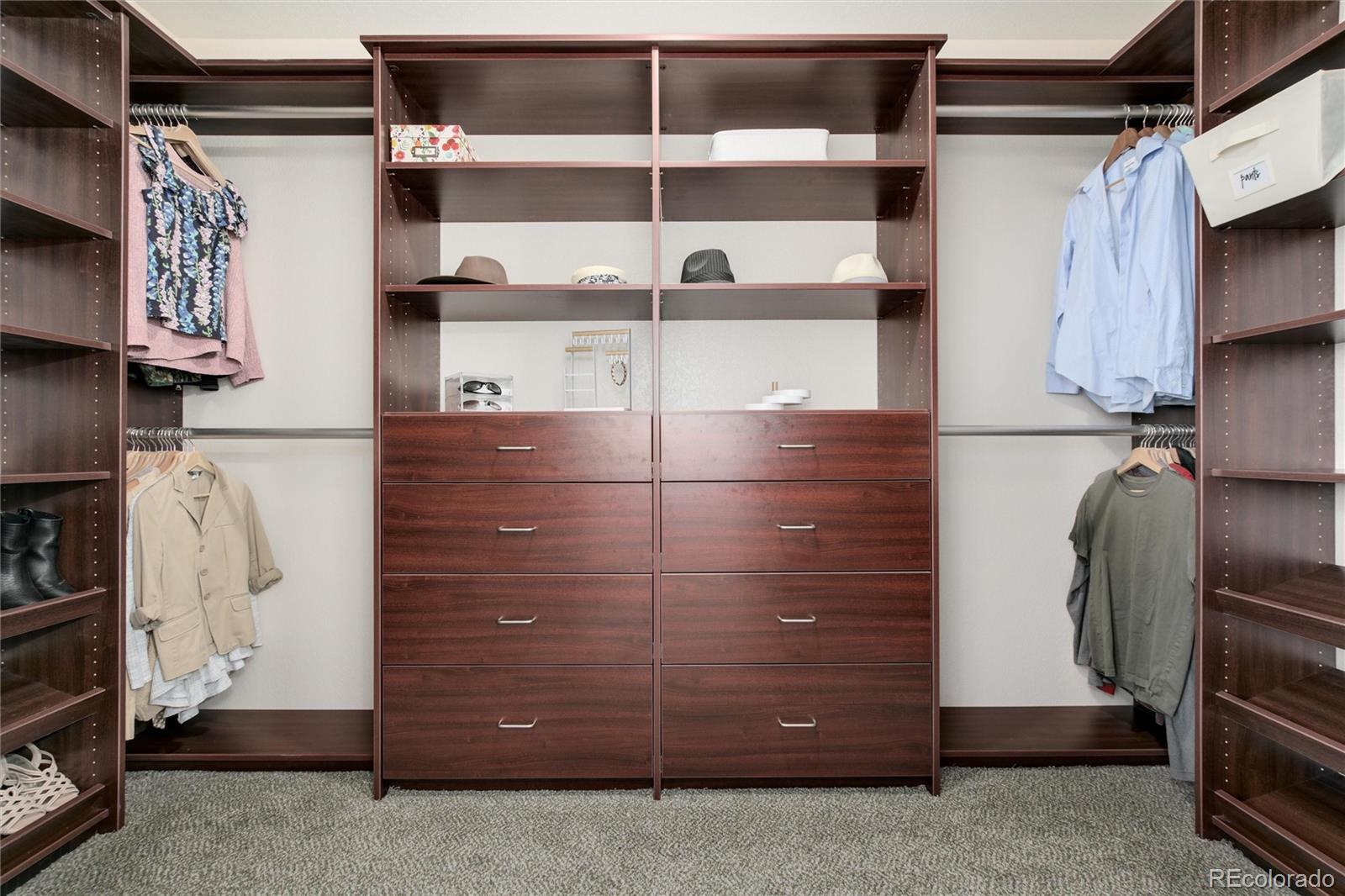 204 Willowick Circle