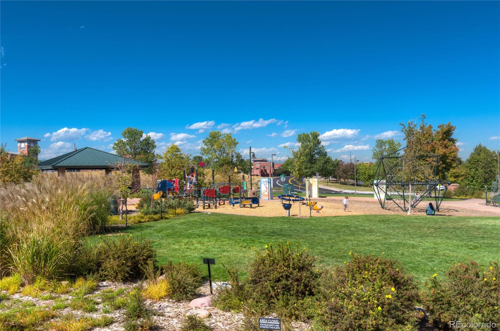 204 Willowick Circle