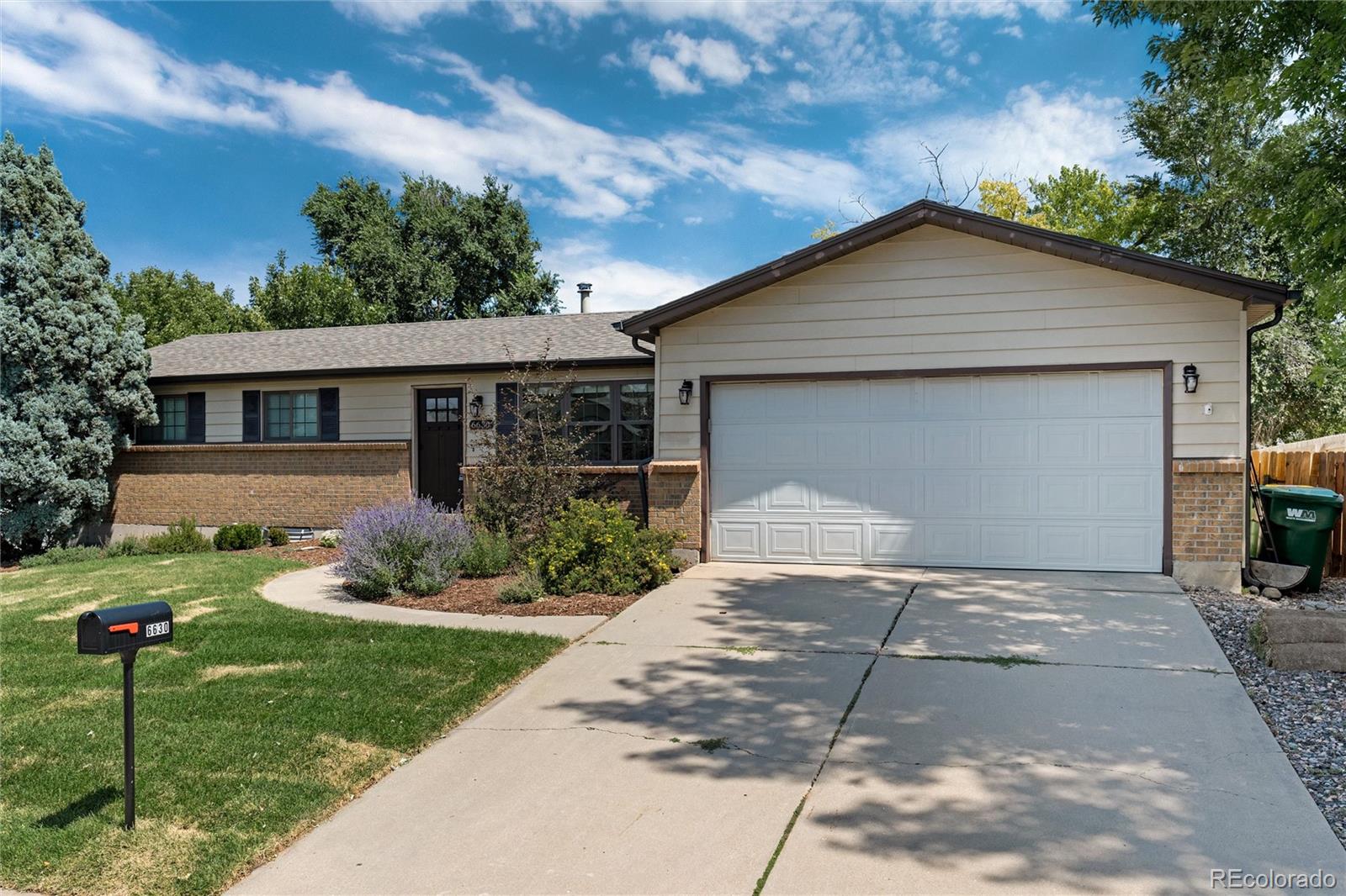 6630 S Dexter Street