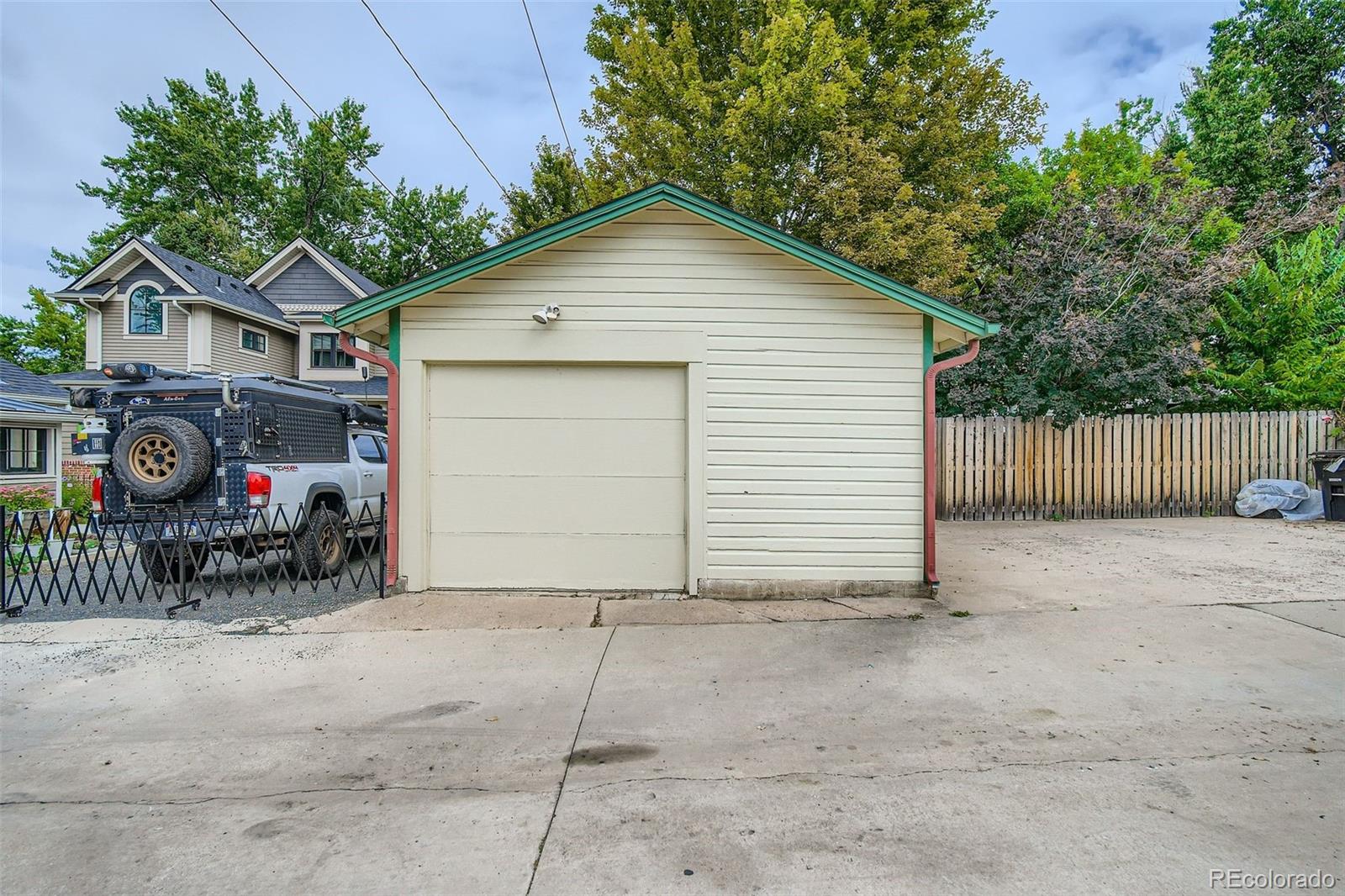3957 Wolff Street