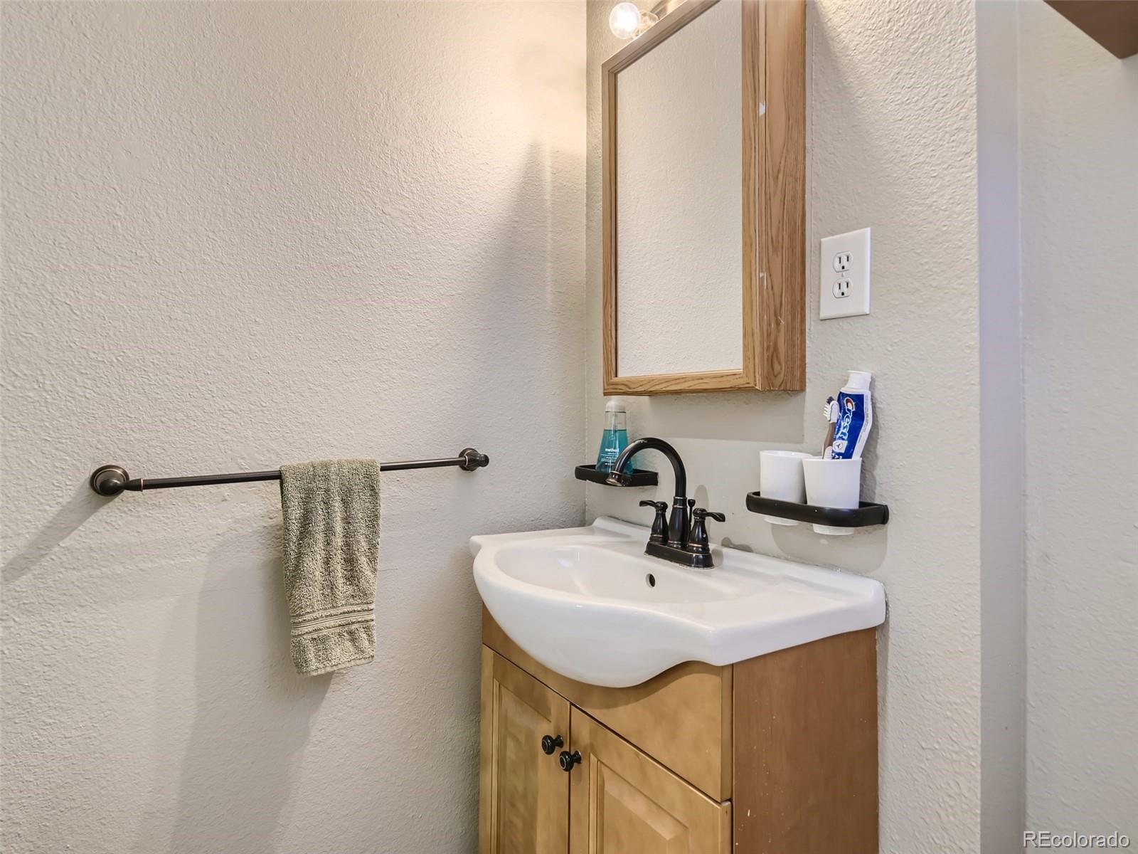 3005 W Chenango Avenue