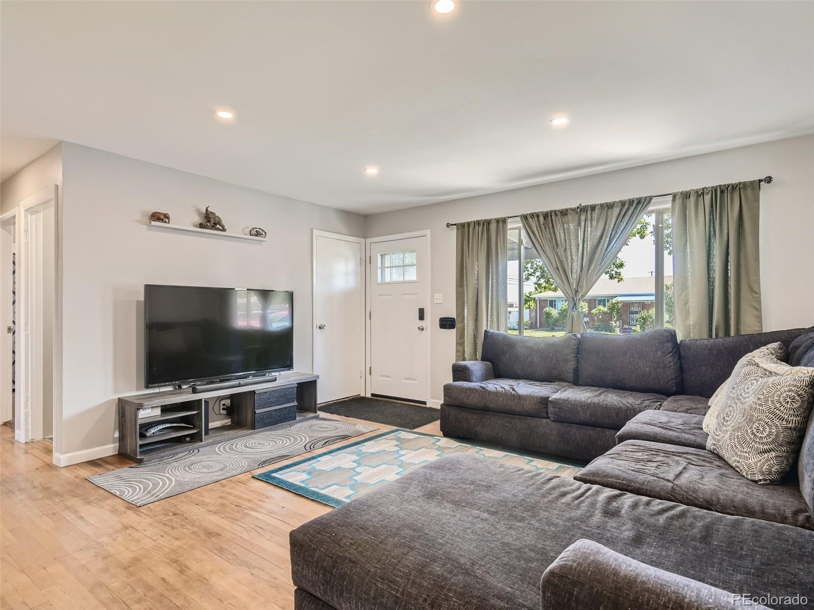 3005 W Chenango Avenue