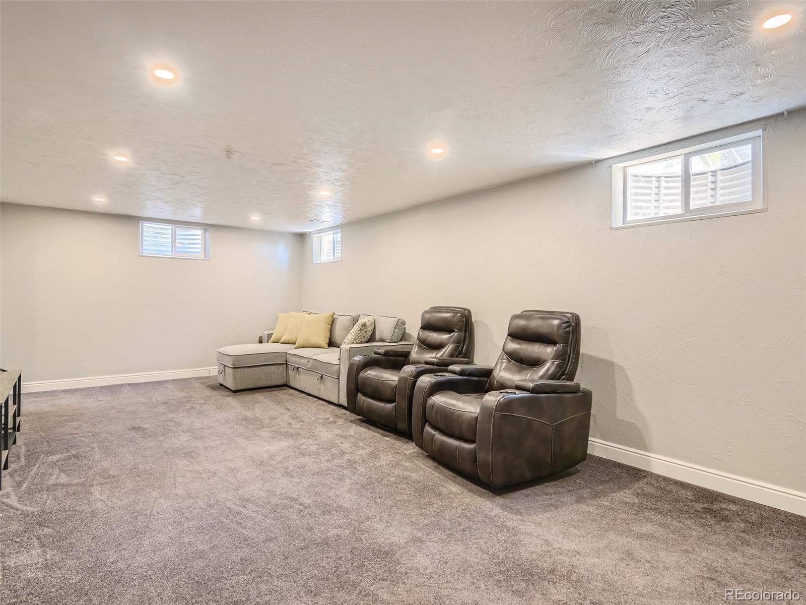 3005 W Chenango Avenue