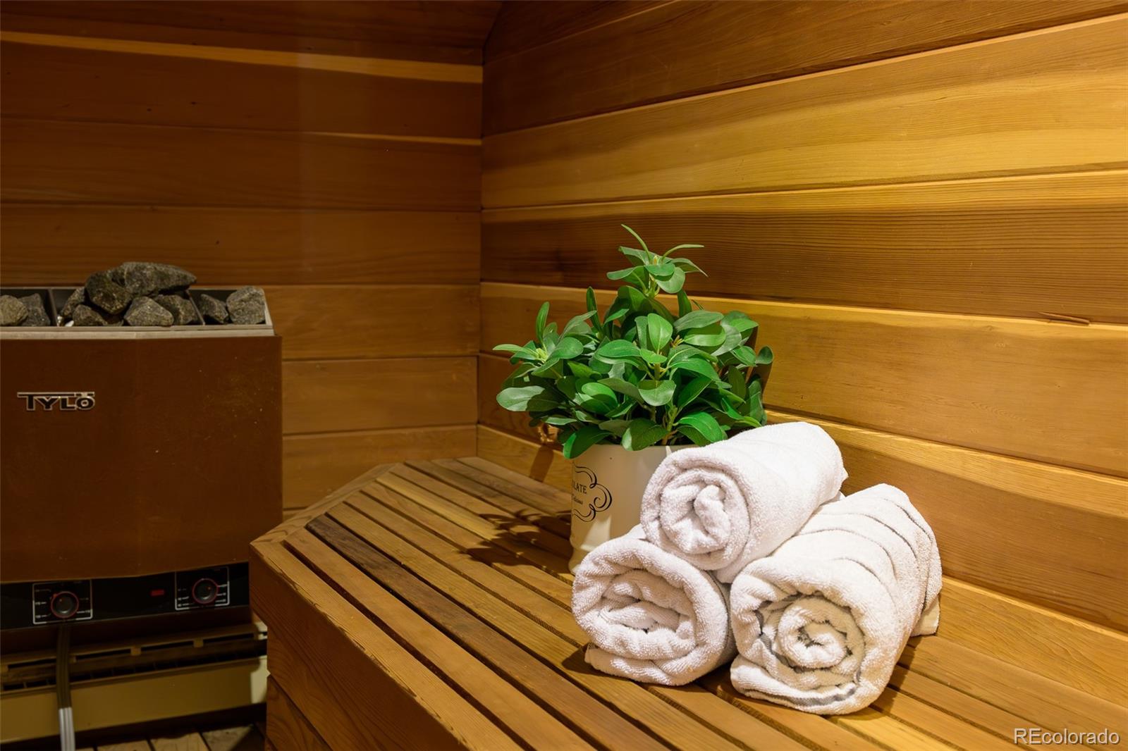 300 Kings Crossing Road Unit: B3