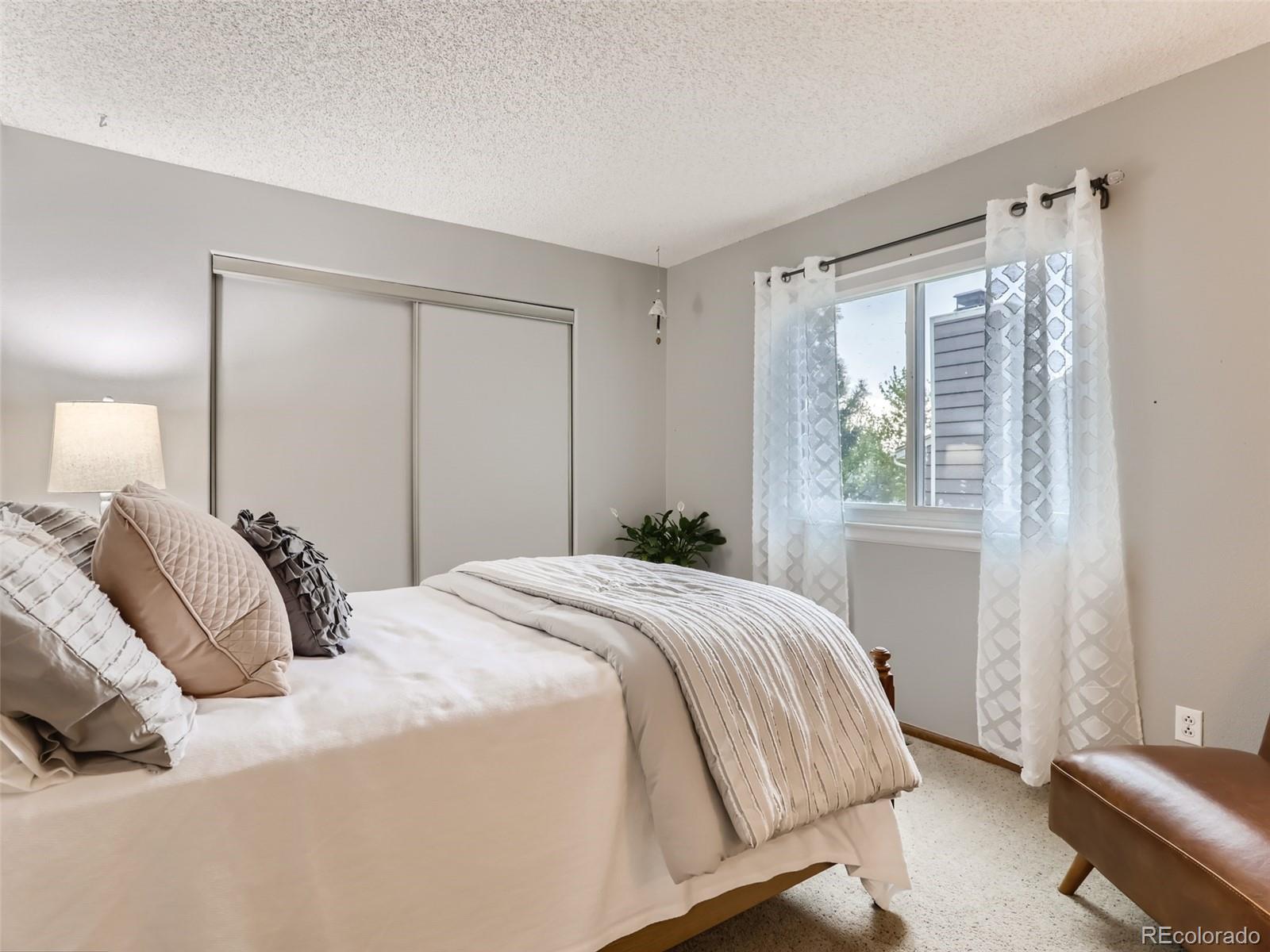 14832 E Penwood Place