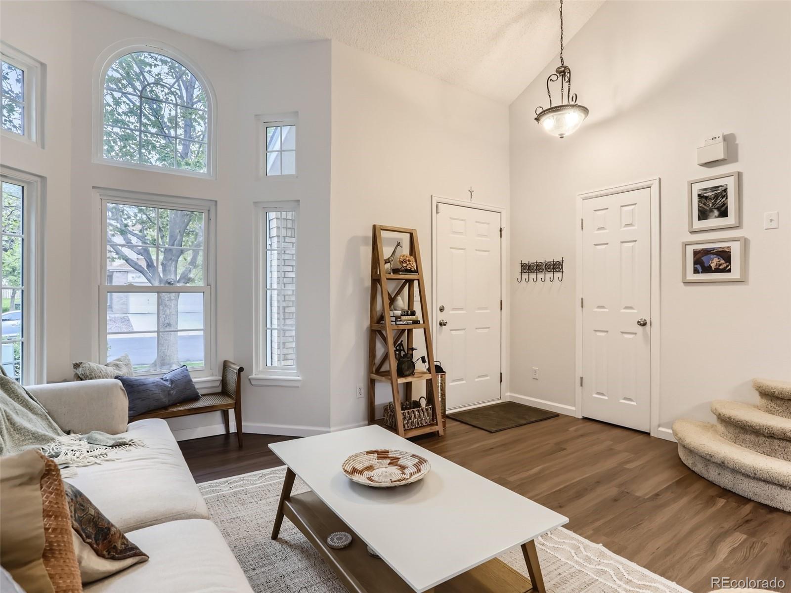 14832 E Penwood Place