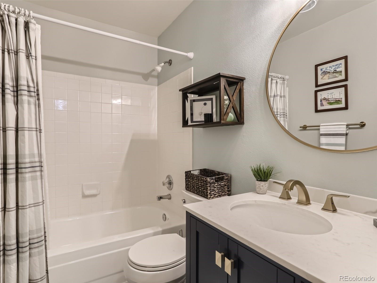 14832 E Penwood Place