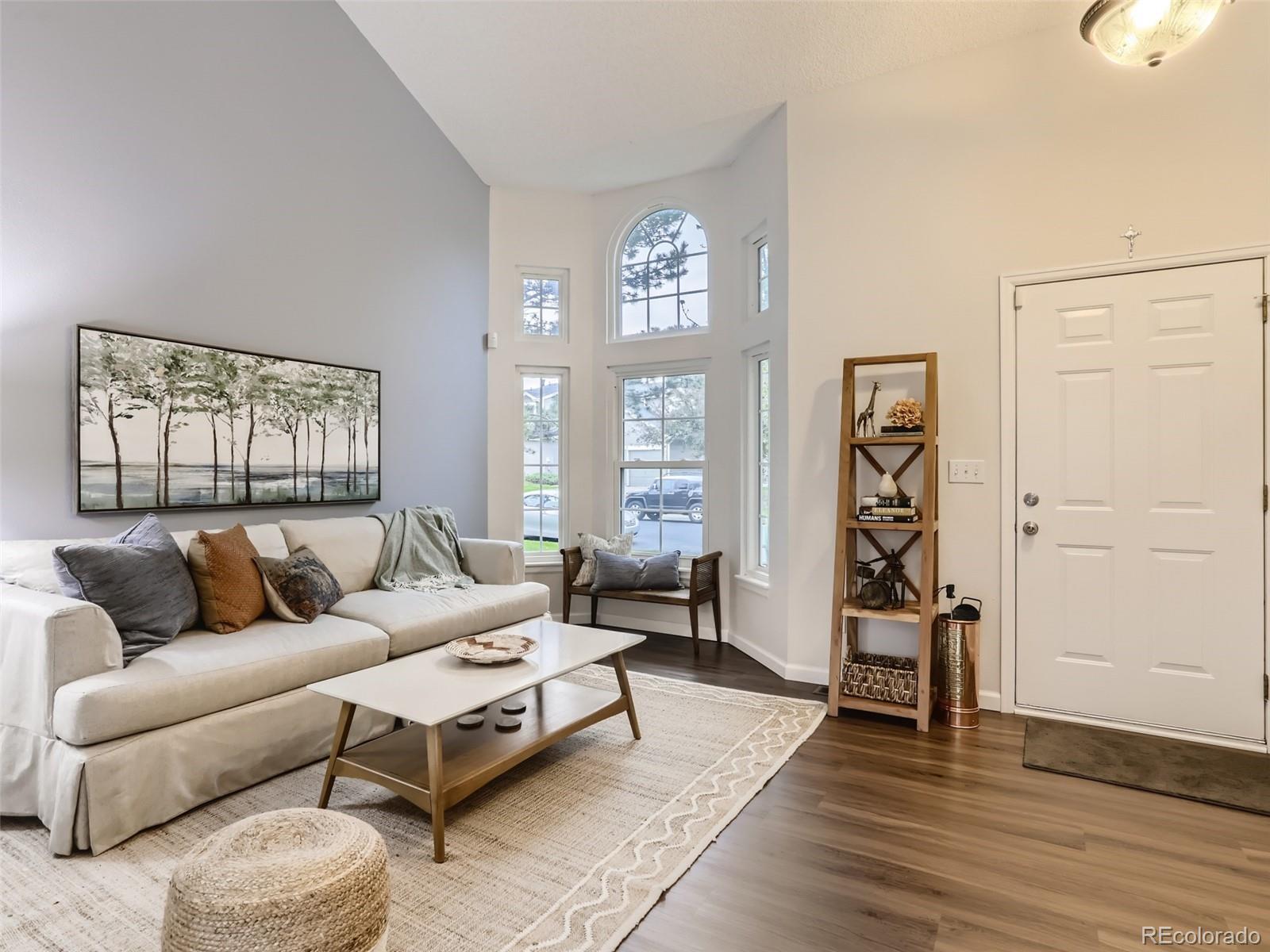 14832 E Penwood Place