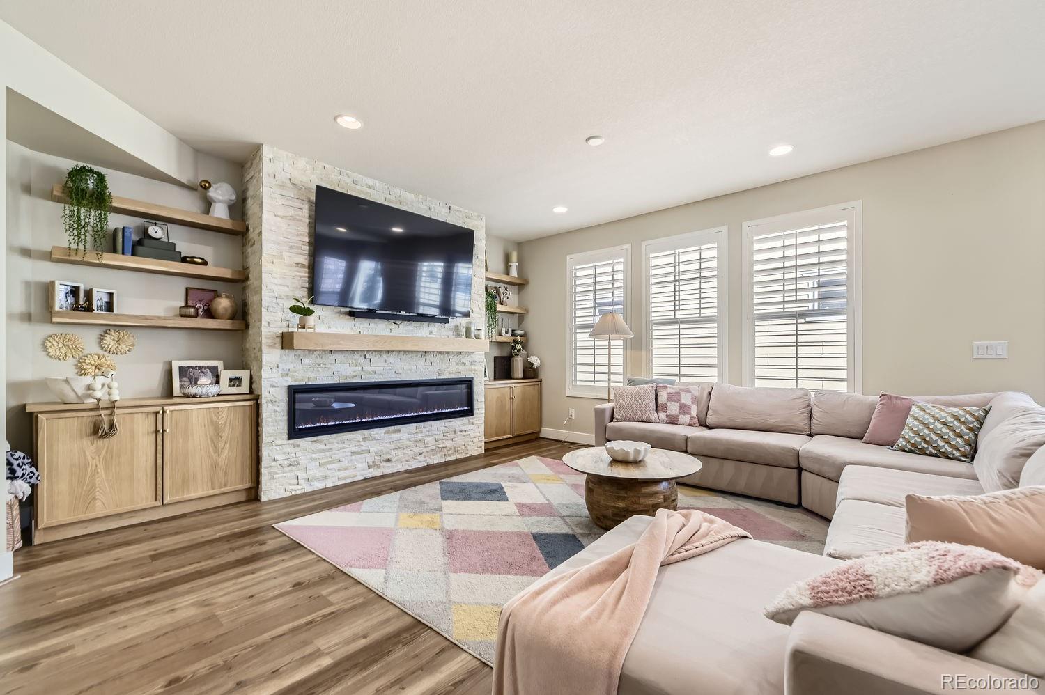 21851 E Tallkid Avenue