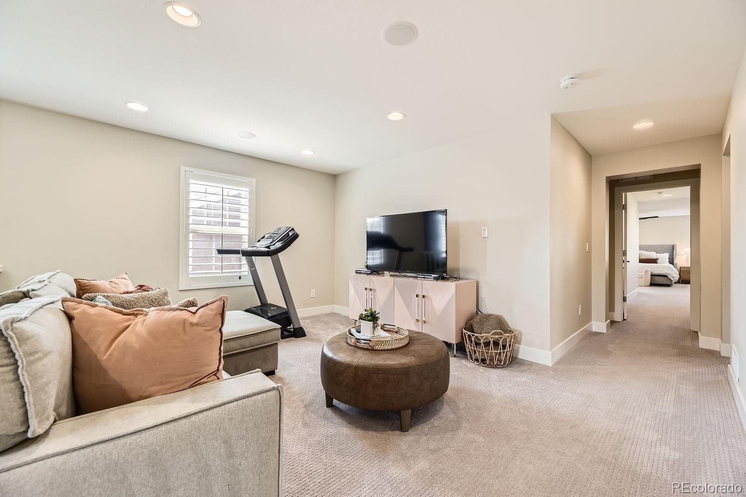 21851 E Tallkid Avenue