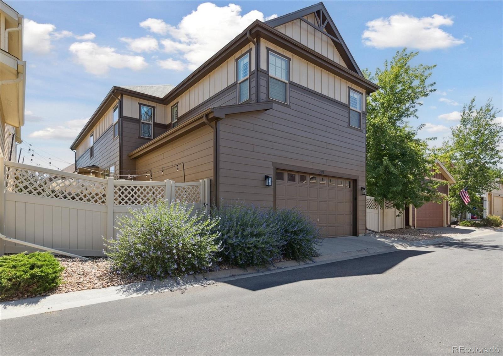 21851 E Tallkid Avenue