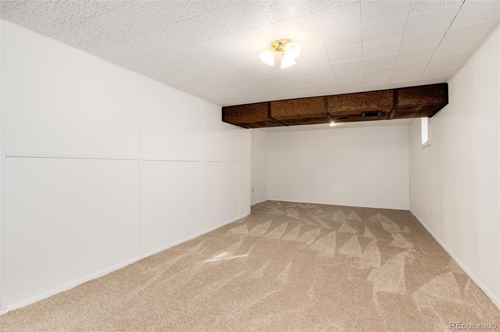 7732 W Glasgow Place