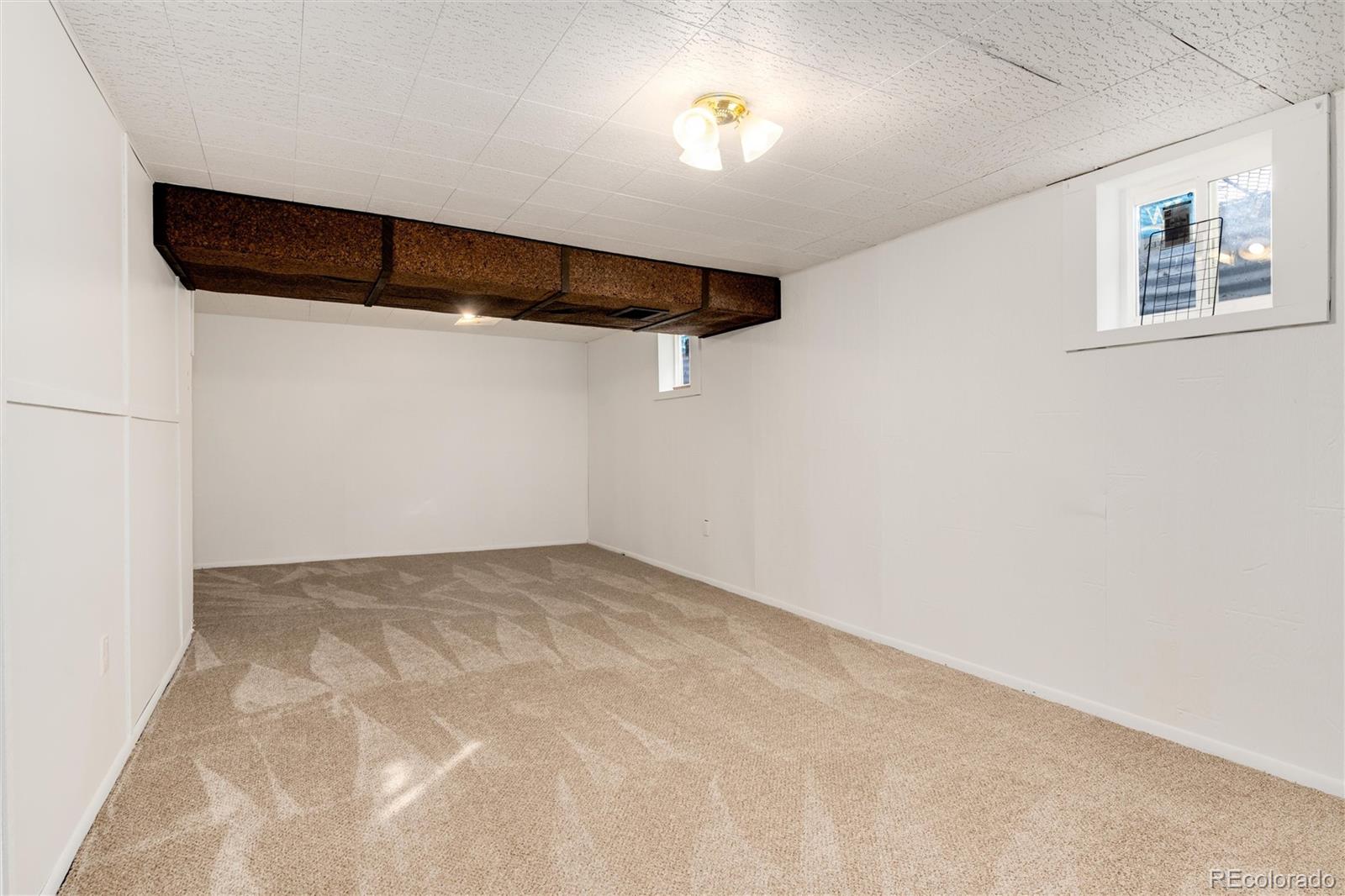 7732 W Glasgow Place