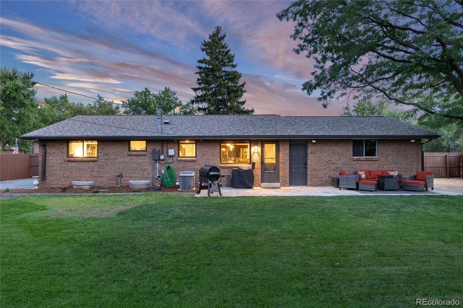 10475 W Warren Avenue