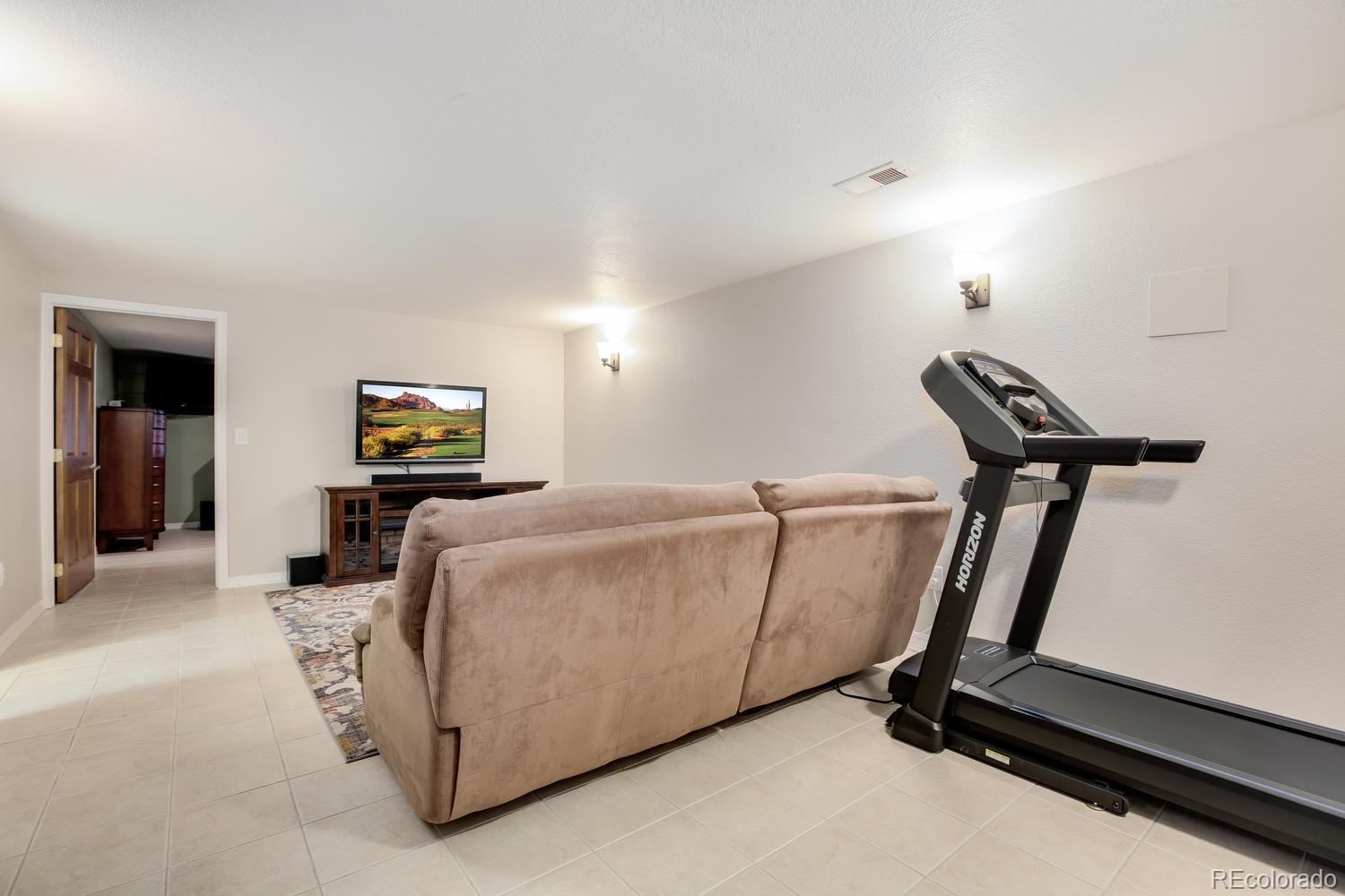 10475 W Warren Avenue