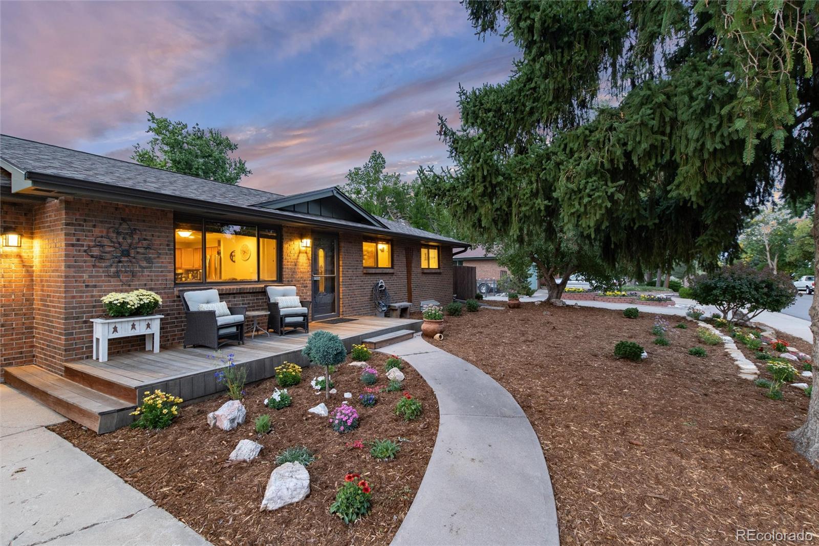 10475 W Warren Avenue