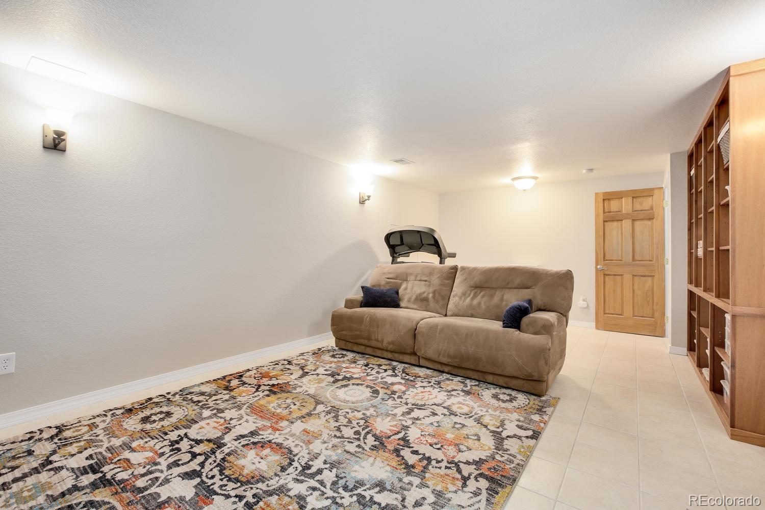 10475 W Warren Avenue