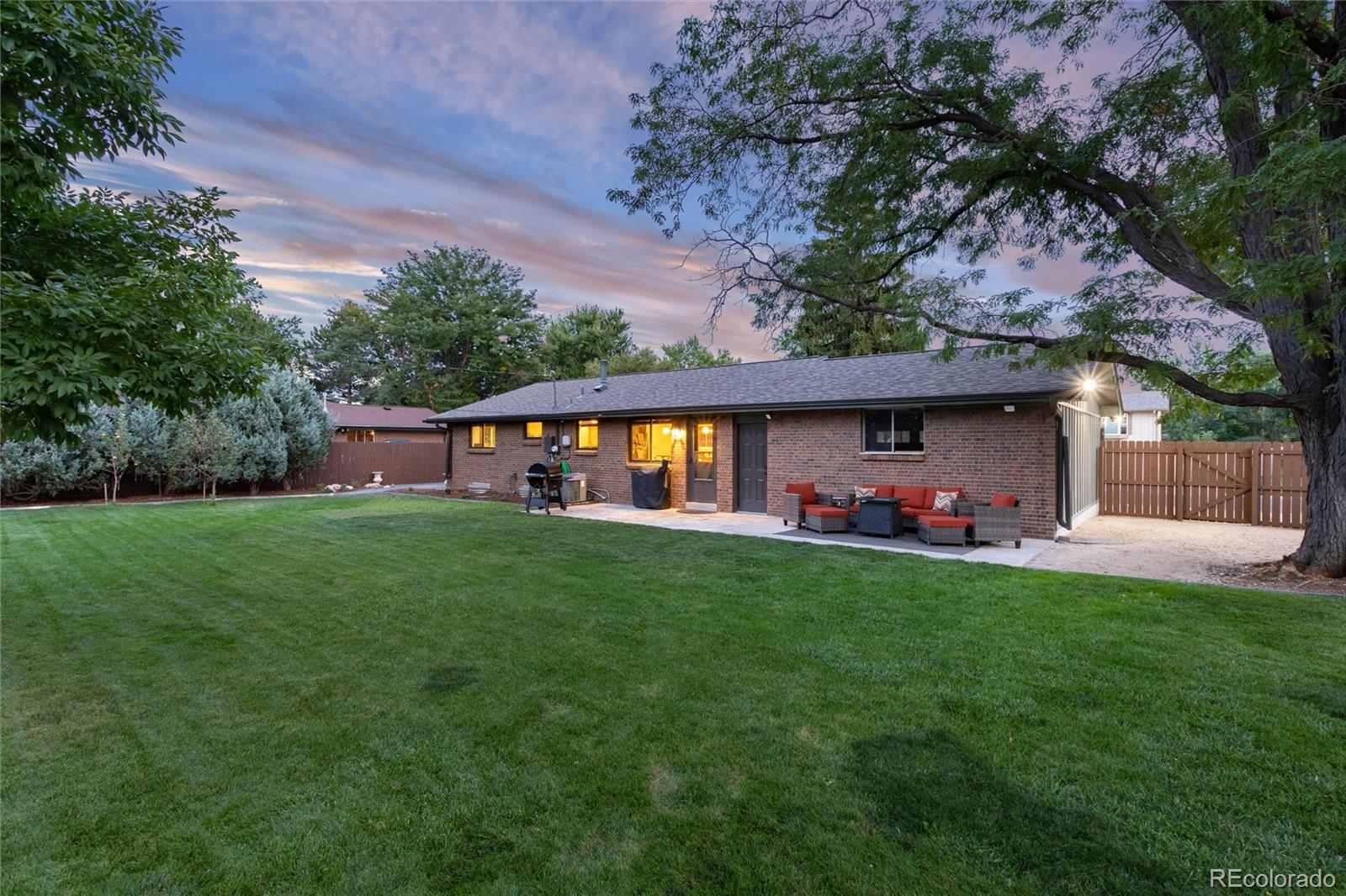 10475 W Warren Avenue