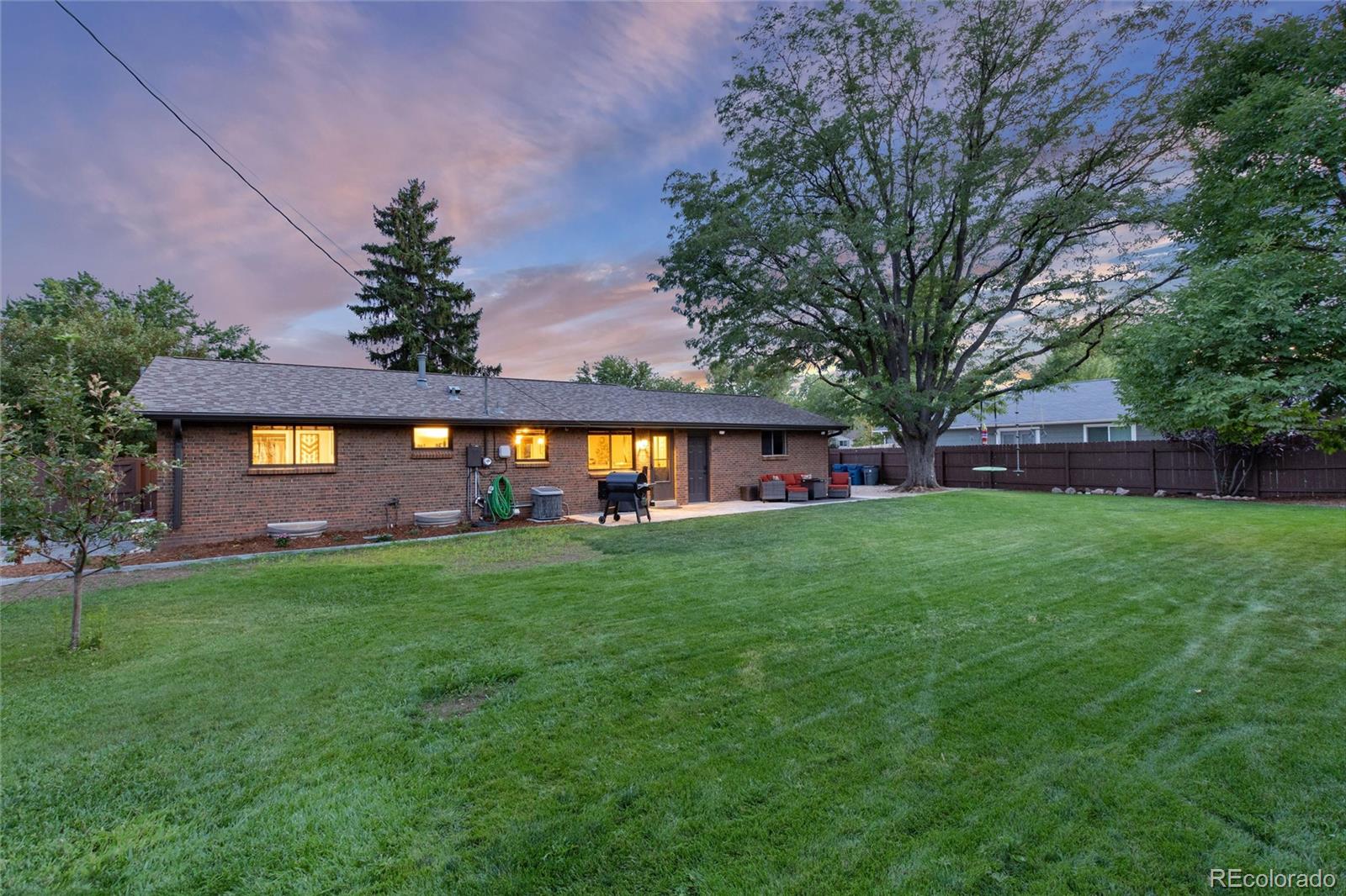 10475 W Warren Avenue