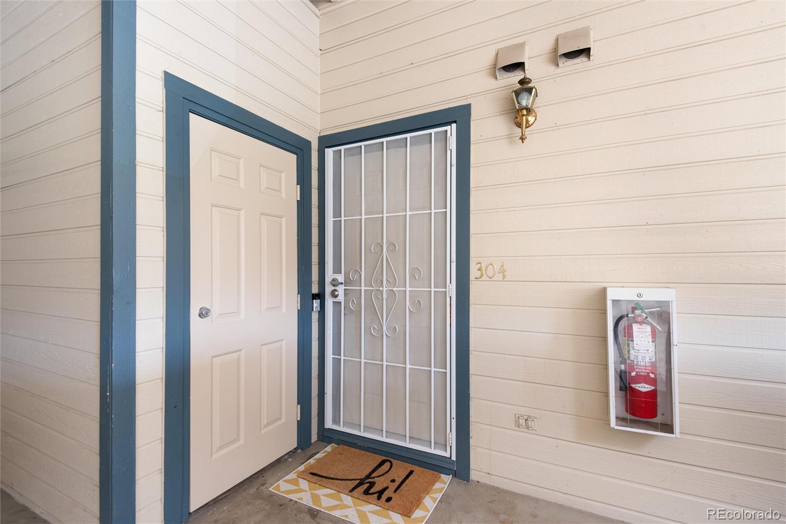 444 S Kittredge Street Unit: 304