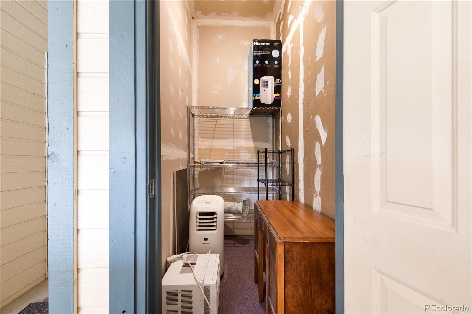 444 S Kittredge Street Unit: 304