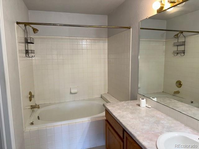 4524 S Auckland Court