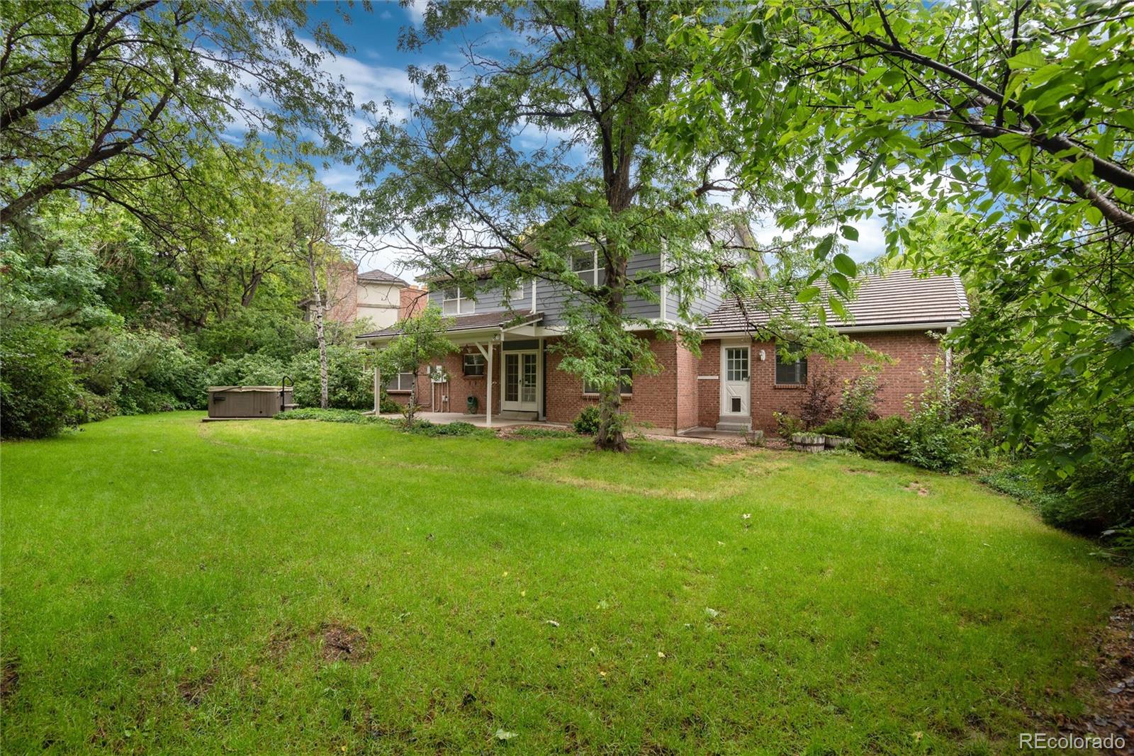 10938 E Crestridge Circle