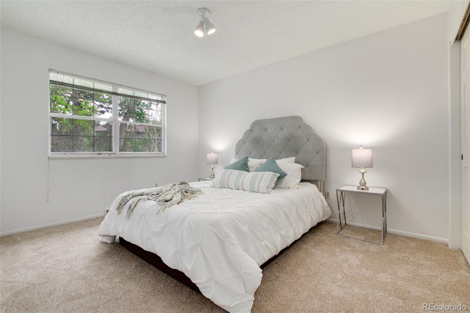 10938 E Crestridge Circle