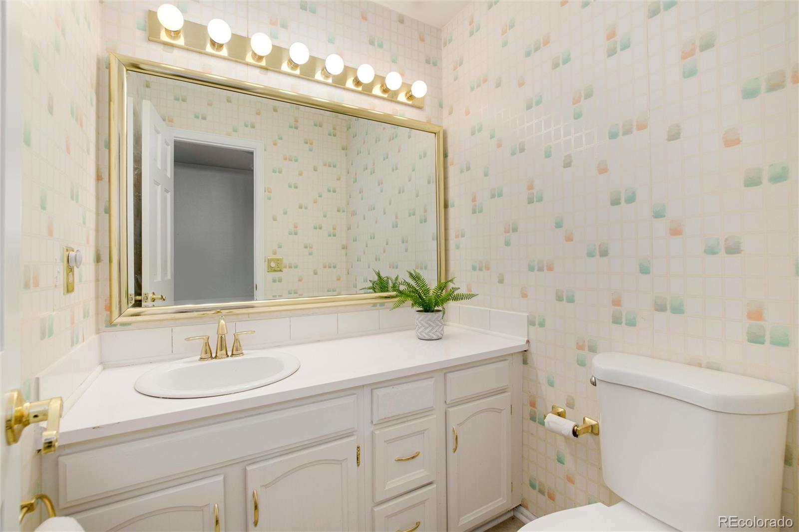 10938 E Crestridge Circle